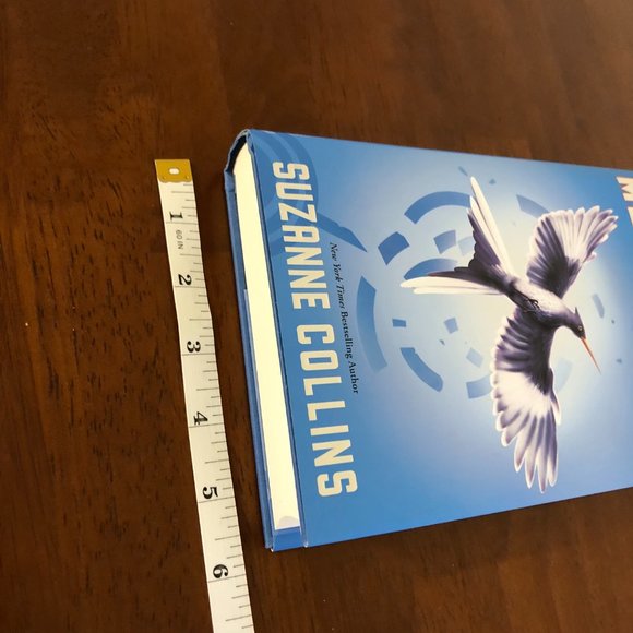 Mockingjay (The Hunger Games) Pre-Owned Book. - Picture 9 of 13
